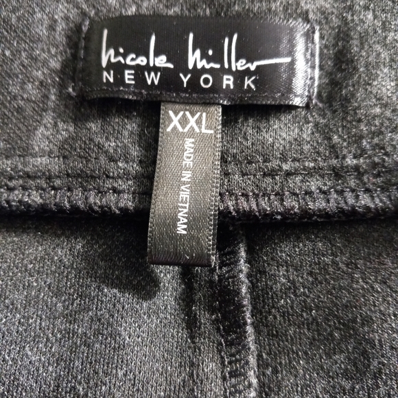 Nicole Miller XXL pull on gray boxy skirt - Picture 3 of 6